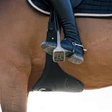 Load image into Gallery viewer, Equinavia Horze Cavender Stud Girth - Brown 14673
