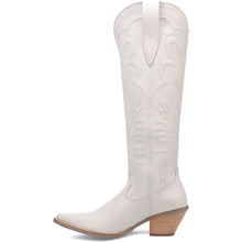 Load image into Gallery viewer, Dingo Women's Raisin Kane White Leather Snip Toe Boot DI167