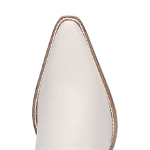 Load image into Gallery viewer, Dingo Women's Raisin Kane White Leather Snip Toe Boot DI167