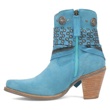 Load image into Gallery viewer, Dingo Women's Bandida Blue Leather Narrow Toe Boot DI184