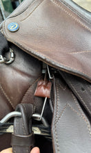 Load image into Gallery viewer, CorrectConnect Stable Ride Stirrup Leathers with Security Stirrup Latch