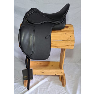 DP Saddlery Classic Dressage Doublee Size 17" 3350DB-7098 New In Stock