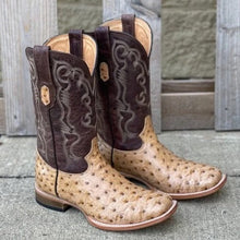 Load image into Gallery viewer, Cowtown Men's Oryx Full Quill Ostrich Print Square Toe Boots Q6077