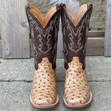 Load image into Gallery viewer, Cowtown Men's Oryx Full Quill Ostrich Print Square Toe Boots Q6077