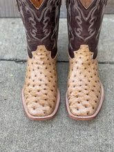 Load image into Gallery viewer, Cowtown Men's Oryx Full Quill Ostrich Print Square Toe Boots Q6077