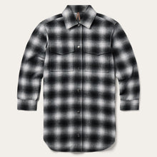 Load image into Gallery viewer, Stetson Women's Black Ombre Oversized Shirt Jacket 7003