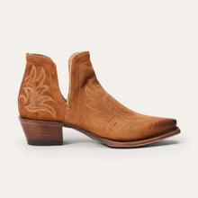 Load image into Gallery viewer, Stetson Women's Naya Tan Leather Snip Toe Boots 1241