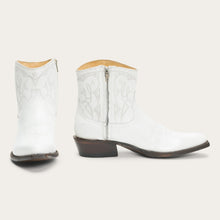 Load image into Gallery viewer, Stetson Women&#39;s White Annika Snip Toe Boots 12-021-5110-0145 WH