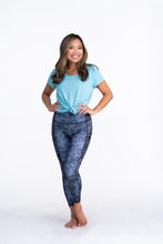 Load image into Gallery viewer, Tshirt - Scoop Tee Blue Nile