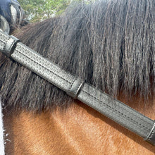Load image into Gallery viewer, CorrectConnect Super Grip Reins -Heavy Rubber Rein for Ultimate Grip- Hand Stops 5&quot; (13cm) Apart