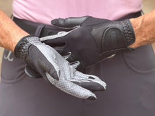 Load image into Gallery viewer, CorrectConnect Oil-Tac Copper Tech Leather Premium Riding Glove in Black