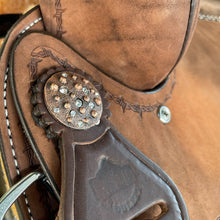 Load image into Gallery viewer, Alamo Saddlery 14 and 15 Inch  Alamo Air Barrel Saddle