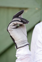 Load image into Gallery viewer, CorrectConnect Oil-Tac Copper Tech Leather Premium Riding Glove in Black