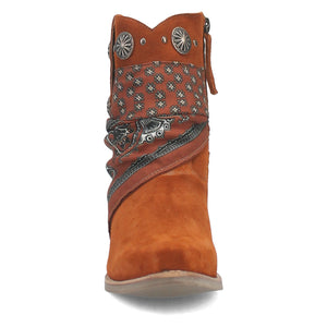 Dingo Women's Bandida Brown Leather Narrow Toe Boot DI184