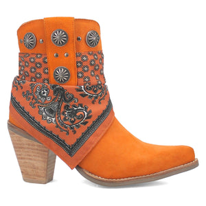 Dingo Women's Bandida Orange Leather Narrow Toe Boot DI184