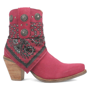 Dingo Women's Bandida Fuchsia Leather Narrow Toe Boot DI184