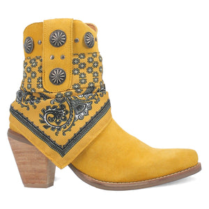 Dingo Women's Bandida Yellow Leather Narrow Toe Boot DI184