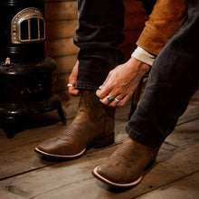Load image into Gallery viewer, Stetson Men&#39;s Bowie Brown Leather Square Toe Boots 4079