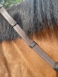 CorrectConnect Super Grip Reins -Heavy Rubber Rein for Ultimate Grip- Hand Stops 5" (13cm) Apart