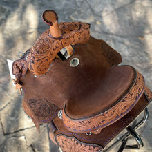Load image into Gallery viewer, Alamo Saddlery 12 Inch Pocket Full of Daisy Barrel Saddle