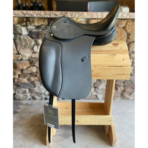 DP Saddlery Classic Dressage Size 18" 3350-6296 New In Stock