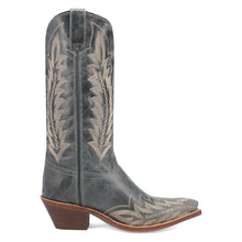 Load image into Gallery viewer, Laredo Women&#39;s Emmylee Leather Snip Toe Boot 52207