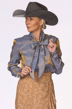Load image into Gallery viewer, Shirt - Belle