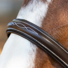 Load image into Gallery viewer, Equinavia Saga Wide Noseband Hunter Bridle with Reins - Chocolate Brown E11001