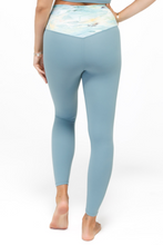 Load image into Gallery viewer, Leggings - Elite (solids)