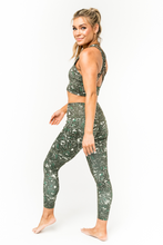 Load image into Gallery viewer, Sports Bra - 4 Across