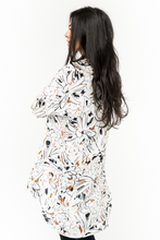 Load image into Gallery viewer, Top - Boyfriend Oversize Shirt