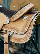 Load image into Gallery viewer, Alamo Saddlery 15 Inch Reiner 1220