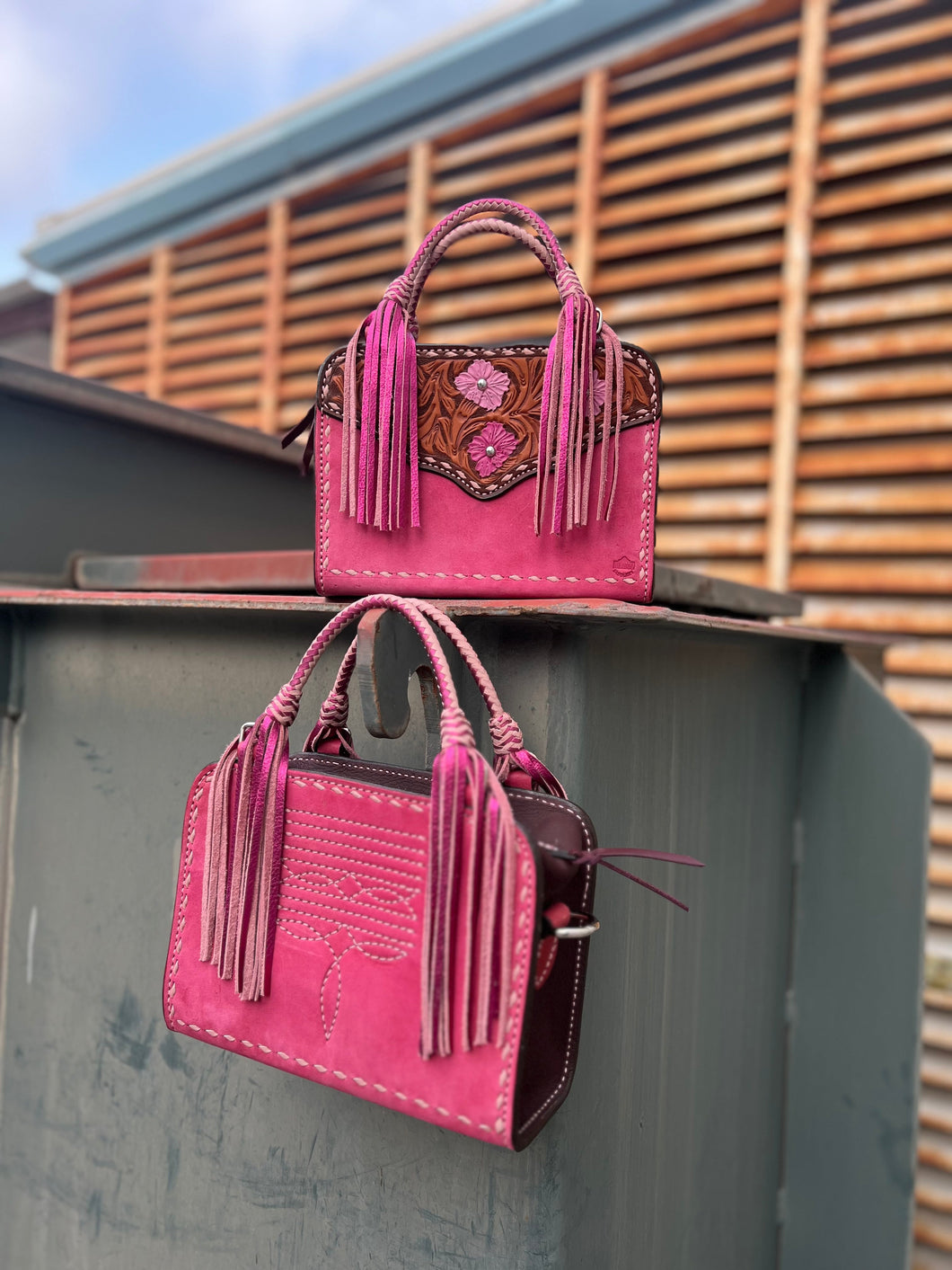 Alamo Saddlery Bronco Bags - Pink Cowboy Stitch