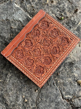 Load image into Gallery viewer, Alamo Saddlery #6 Large portfolio The Cowboy