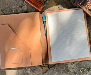 Alamo Saddlery #6 Large portfolio The Cowboy