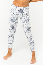 Load image into Gallery viewer, Leggings - Sleek Graphite