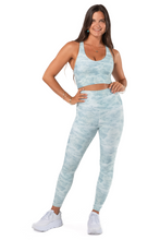 Load image into Gallery viewer, Lovlei Sports Bra - 4 Across
