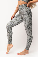 Load image into Gallery viewer, Leggings - Ultra