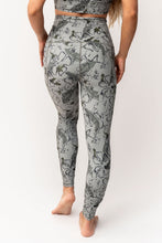 Load image into Gallery viewer, Leggings - Ultra