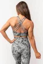 Load image into Gallery viewer, Lovlei Sports Bra - 4 Across