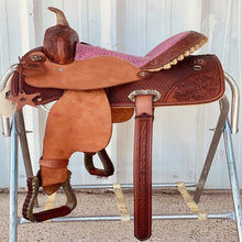 Load image into Gallery viewer, ALAMO Saddlery 13 Inch Rose Youth Barrel